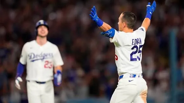 MLB|道奇4:3逆轉海盜!史庫柏轉隊首勝到手7局狂飆11K 2 8/24道奇連4分逆轉海盜