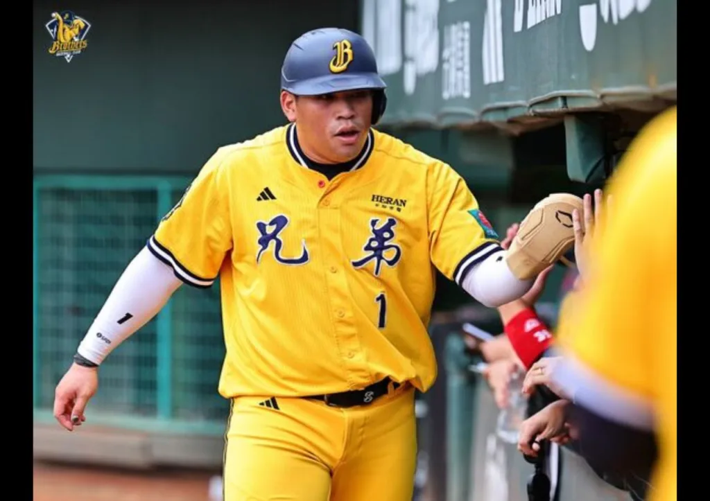 8/9中信兄弟10:2台鋼雄鷹比賽結果|18安橫掃澄清湖、平野惠一171勝寫紀錄 1 4局上中信打線對坎南發動一輪猛攻