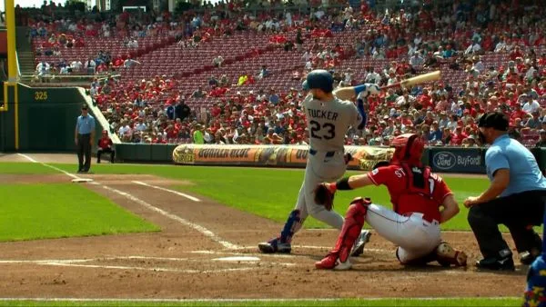 MLB|塔克開轟加4安猛打!道奇8:2擊退紅人連5年稱霸國西 2 塔克開轟帶動道奇進攻