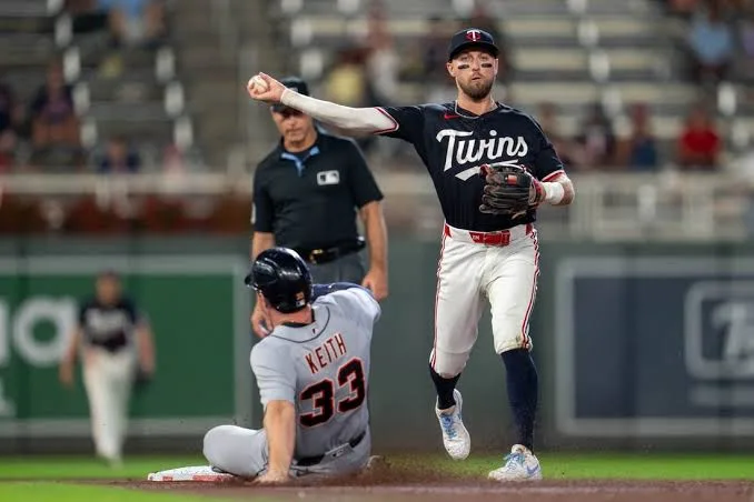MLB|老虎1比11慘敗雙城!李灝宇第8轟包辦全隊唯一得分 2 雙城傑佛斯(Ryan Jeffers)打出雙響炮