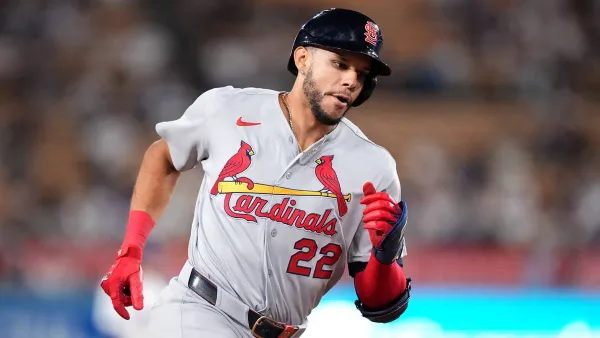MLB|紅雀13:8打爆道奇!巴耶茲生涯單場四響砲創大聯盟紀錄 2 巴耶茲(Joshua Báez)單場就轟出四響炮